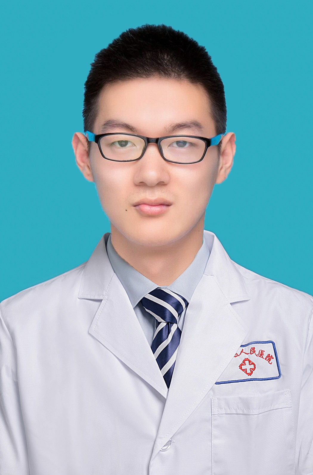 杨华清0.jpg